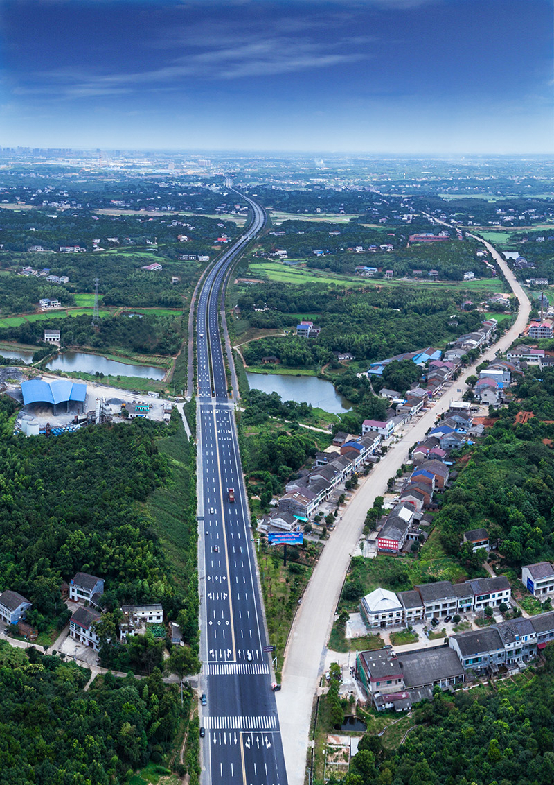 17、芙蓉大道湘陰段道路工程（1）.jpg